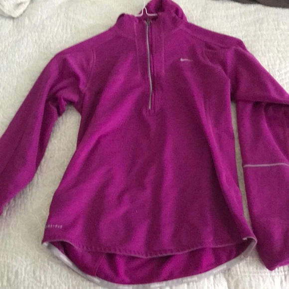 Nike Dri-Fit Women’s Active Running Shirt - Picture 1 of 5